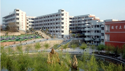 重慶市三峽水利電力學校 培養(yǎng)網(wǎng)絡技術服務人才的搖籃